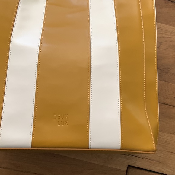 NWT yellow and white striped tote - Picture 2 of 8